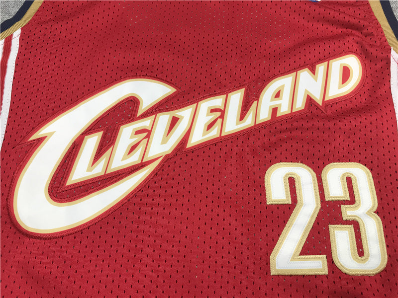 Cleveland Cavaliers LeBron James #23 Throwback - Embroidered Jersey