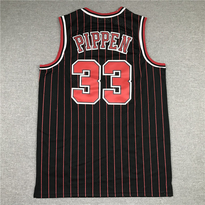Chicago Bulls Scottie Pippen #33 1995-96 Throwback ― Embroidered