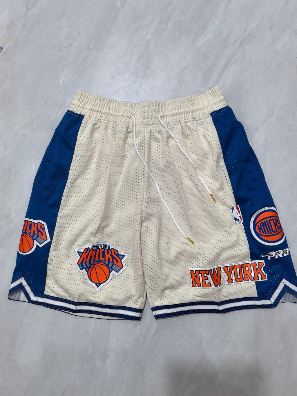 New York Knicks Off-White Pocket Shorts