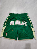 Milwaukee Bucks Green Regular Pocket Shorts