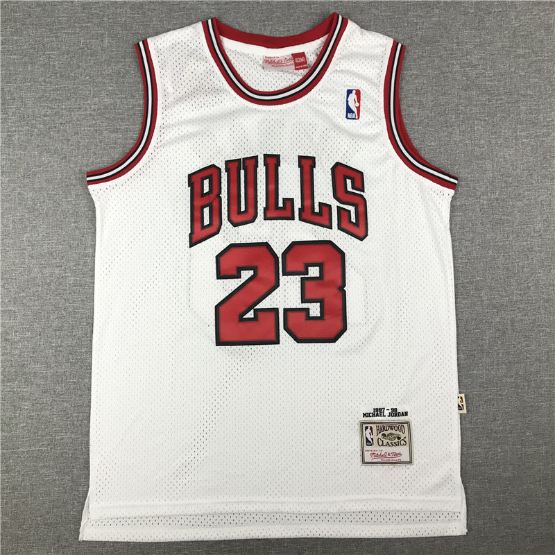 Chicago Bulls Michael Jordan #23 1997-98 Throwback �C Embroidered
