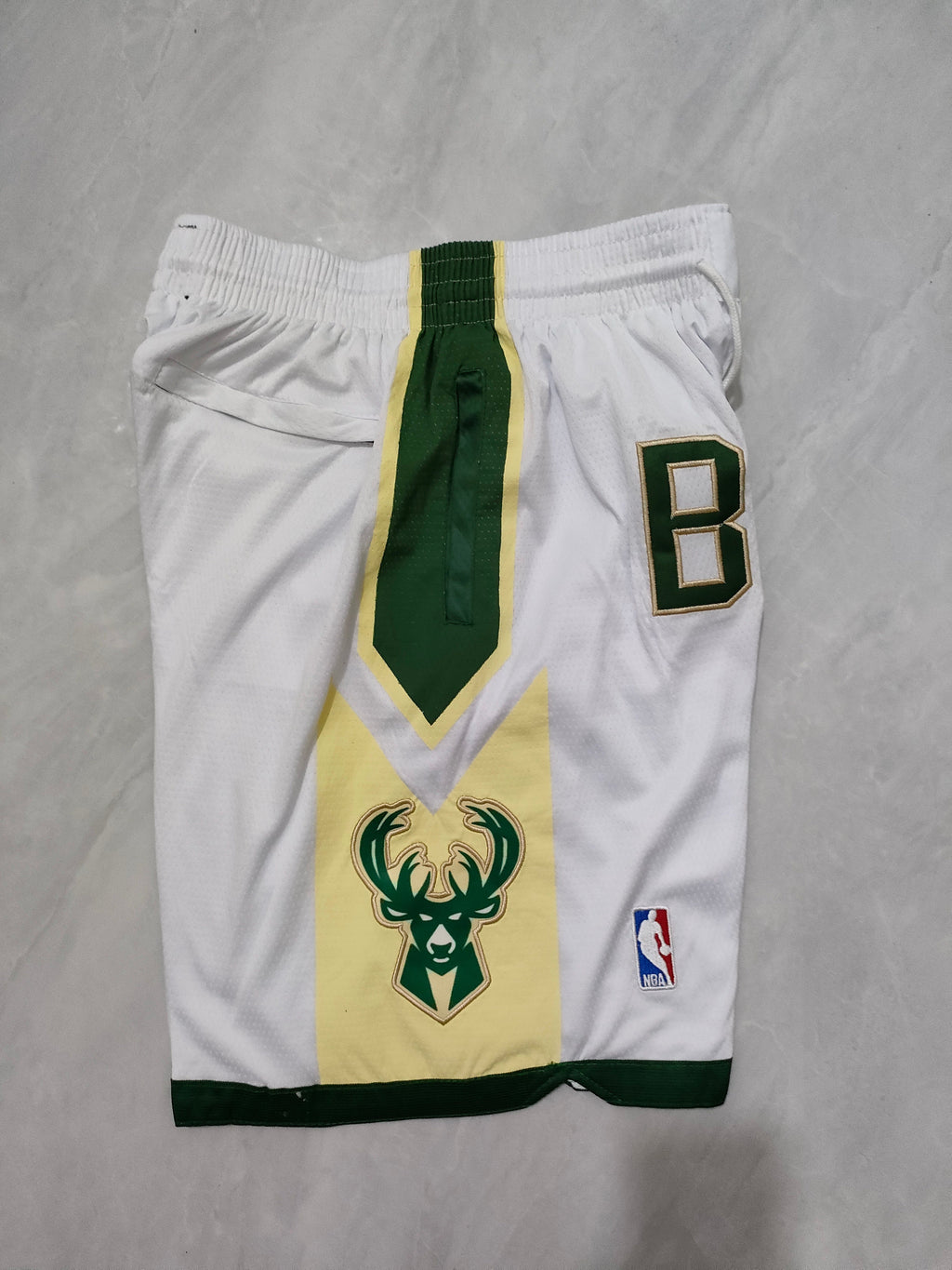 Milwaukee Bucks White Regular Pocket Shorts