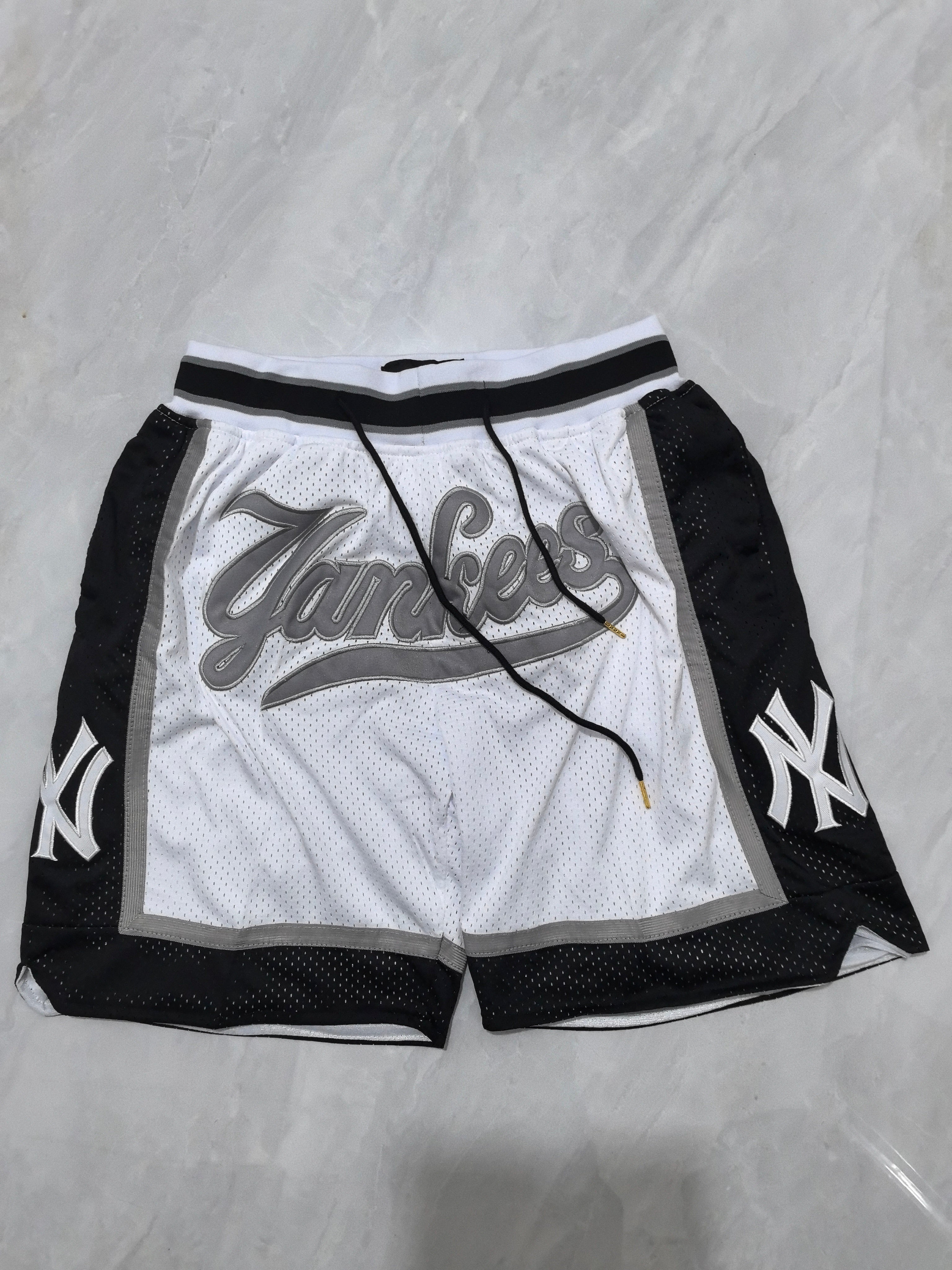 New York Yankees White Pocket Shorts