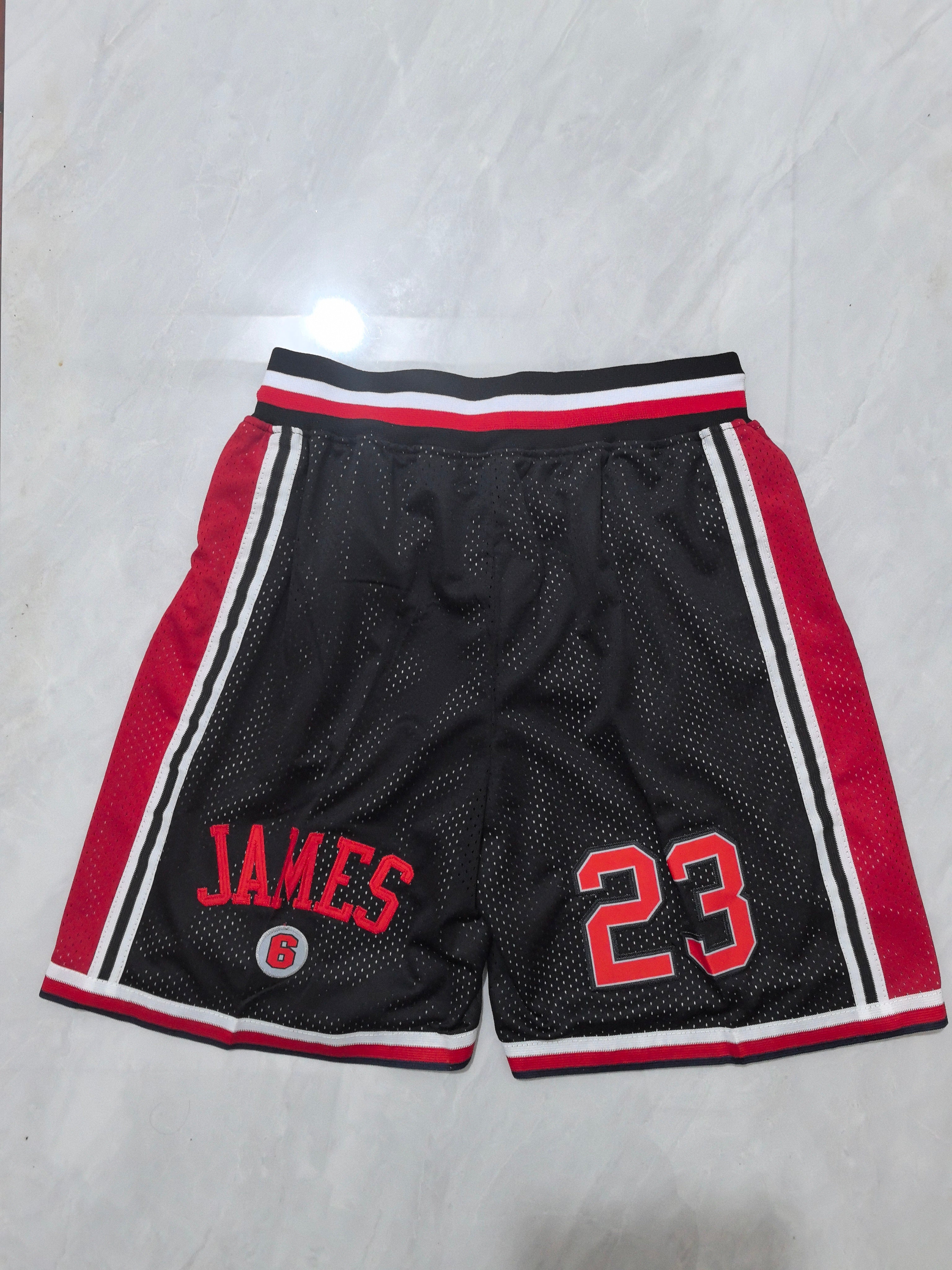 Black retro pocket shorts