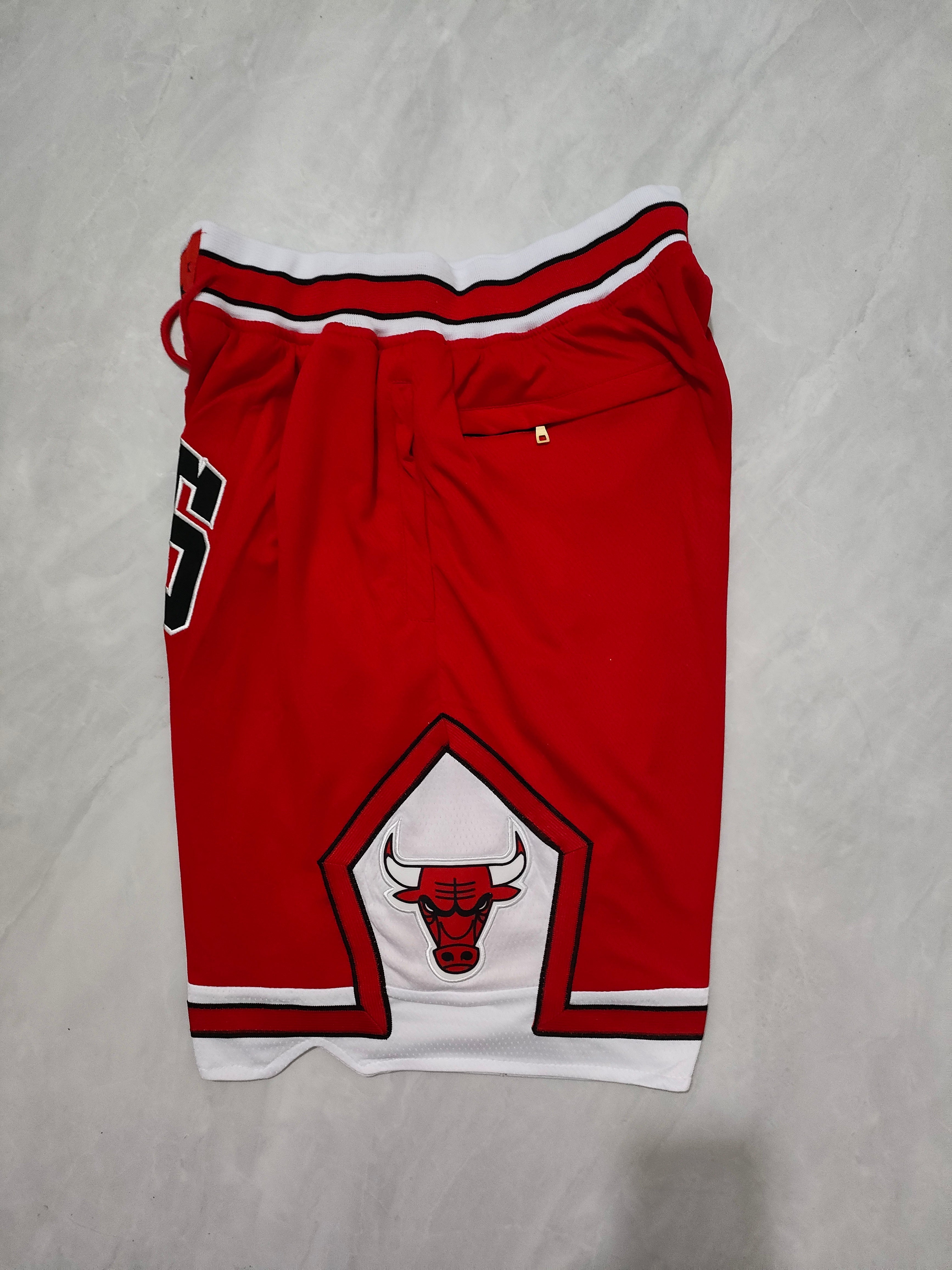Chicago Bulls Red Regular Pocket Shorts